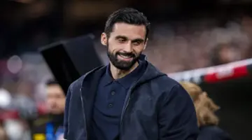 تفاصيل بسيطة تفصل أربيلوا عن تولي تدريب أحد أندية الدوري الإنجليزي